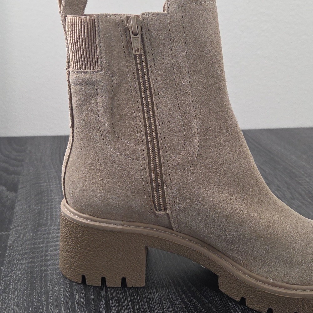 Chelsea & Violet Lug Sole Ankle Boots - Taupe Lottie 9M Leather Suede. Lug Sole - Picture 4 of 16